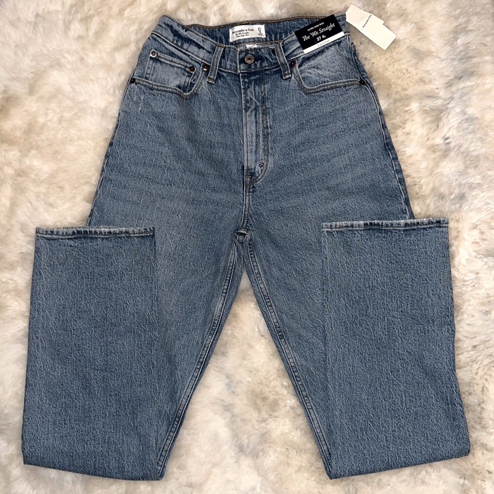 Abercrombie Size 4L Curve Love 90’s Straight Ultra High Rise